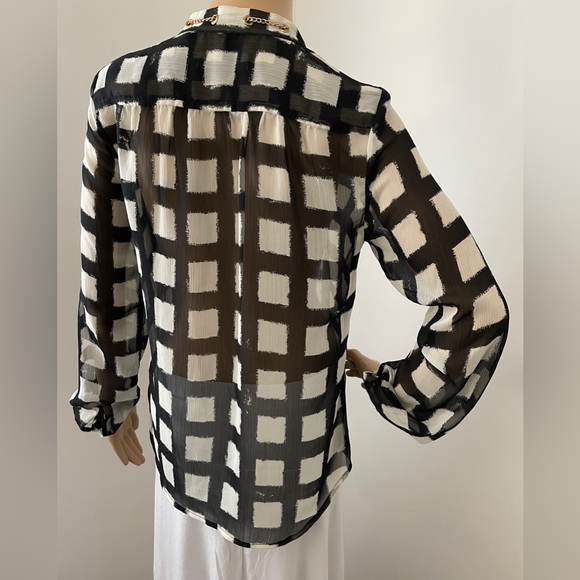 Michael Kors Buttom down long sleeve blouse - Picture 3 of 6